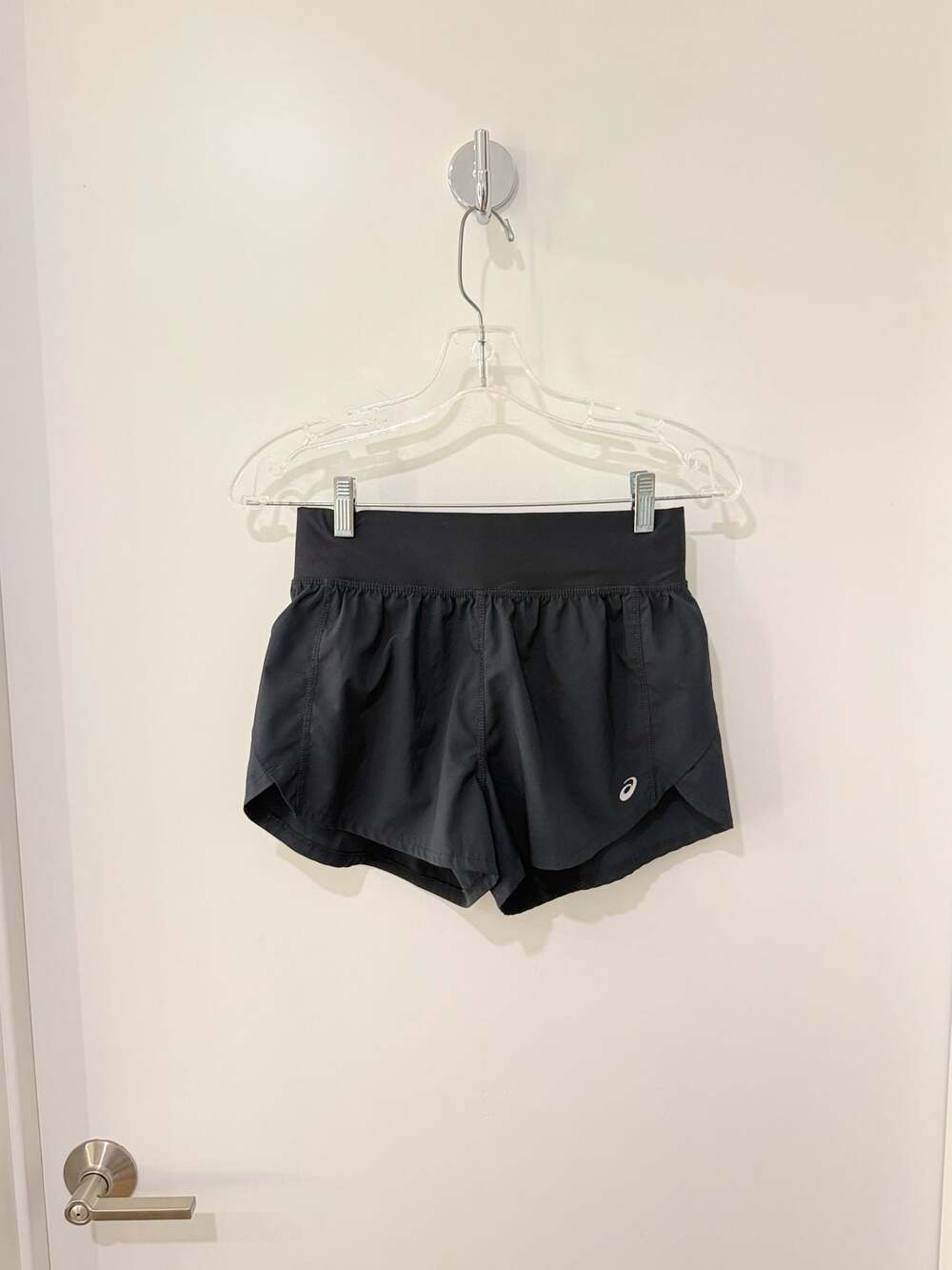 Asics Women's Road 3.5-inch Running Shorts in Black